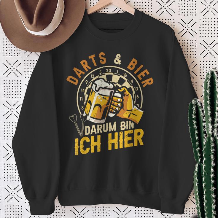 Darts Und Bier Darum Bin Ich Hier Dartspieler Dart Sweatshirt Geschenke für alte Frauen