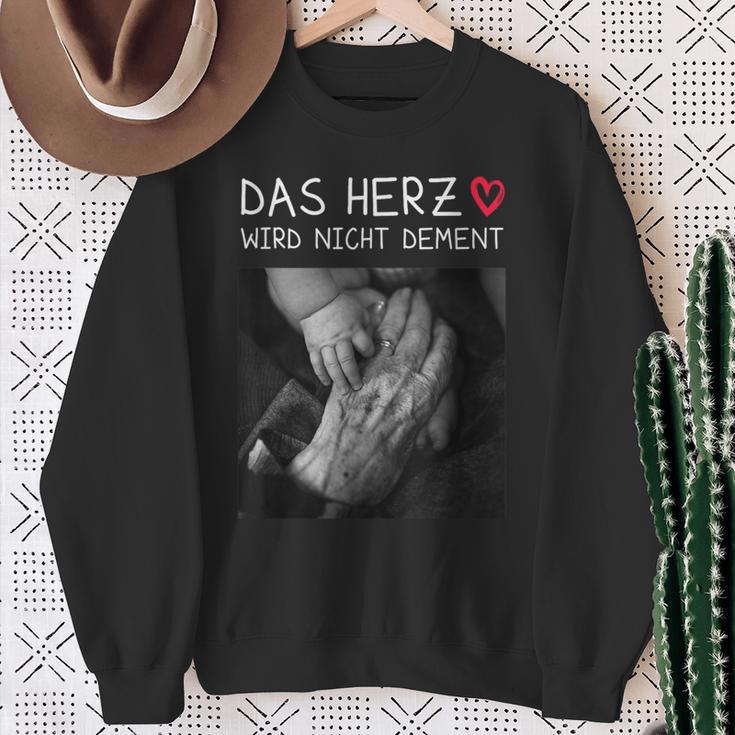 Das Herz Wird Nicht Dement S Sweatshirt Geschenke für alte Frauen