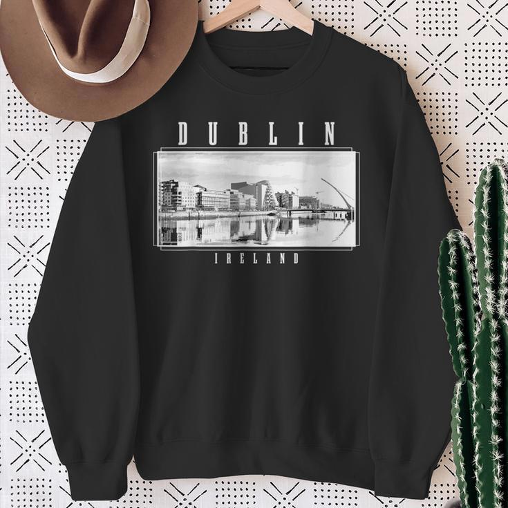 Dublin Irelandintage Souvenir Skyline Uk Dublin Sweatshirt Geschenke für alte Frauen