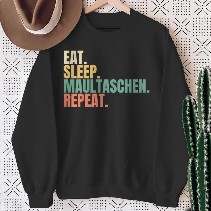 Eat Sleep Muzzle Repeat Sweatshirt Geschenke für alte Frauen