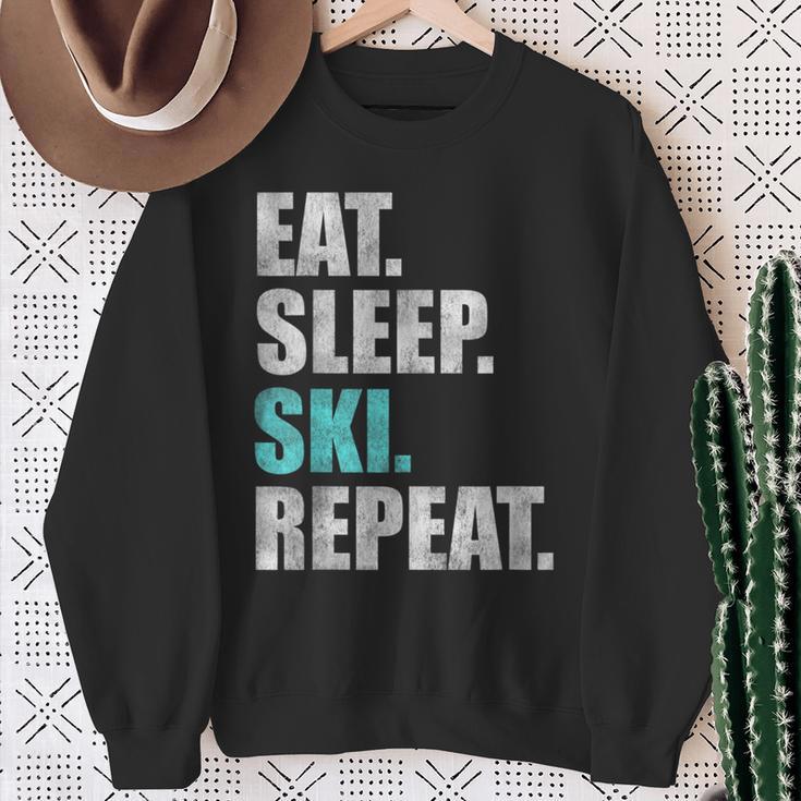 Eat Sleep Ski Repeat Sweatshirt Geschenke für alte Frauen