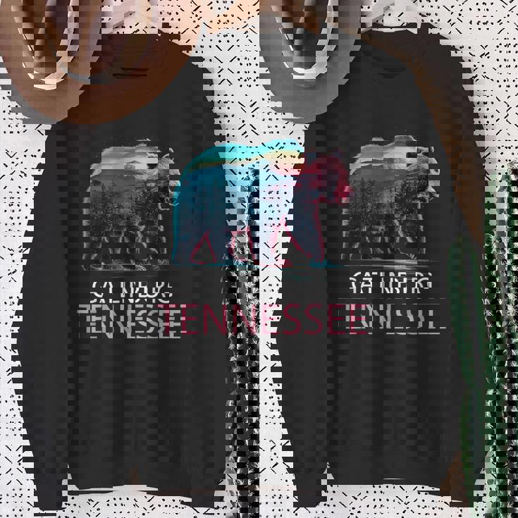 Gatlinburg Tennessee Mountains Bear Usa Hiking Souvenir Tn Sweatshirt Gifts for Old Women