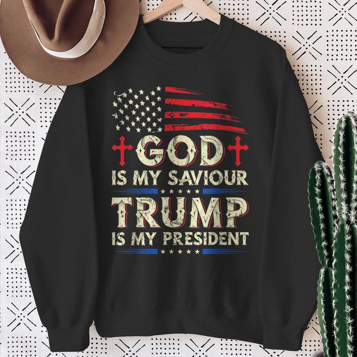 Gott Ist Mein Erlö God Is My Redeemer Trumpf Is My President Sweatshirt Geschenke für alte Frauen