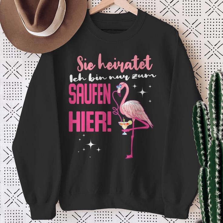 Ich Bin Nur Zum Saufen Hier I'm Just For The Saufen Her Sweatshirt Geschenke für alte Frauen