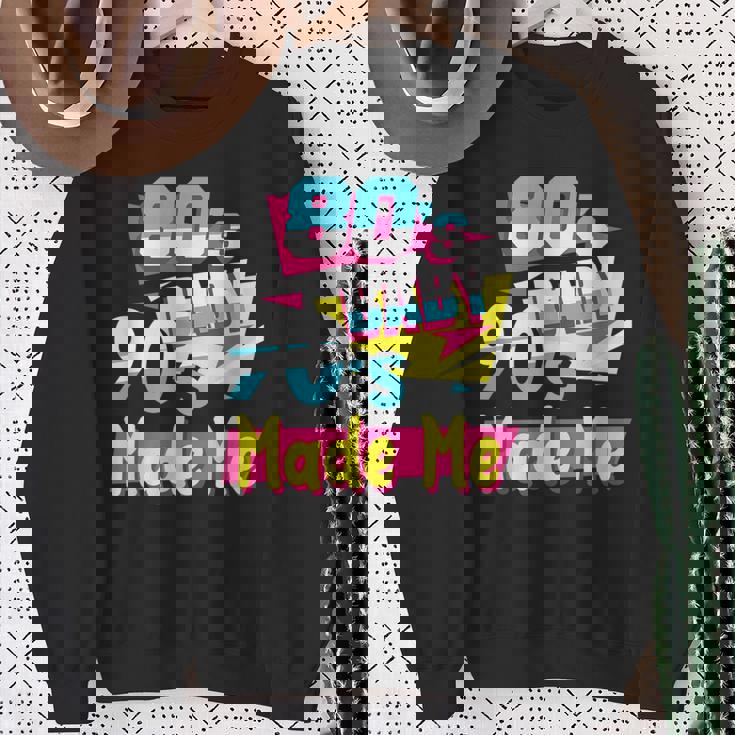 Los Años 80'S Baby 90'S Made Me Retro Nostalgia De Los 80 Camisa de entrenamiento Regalos para ancianas