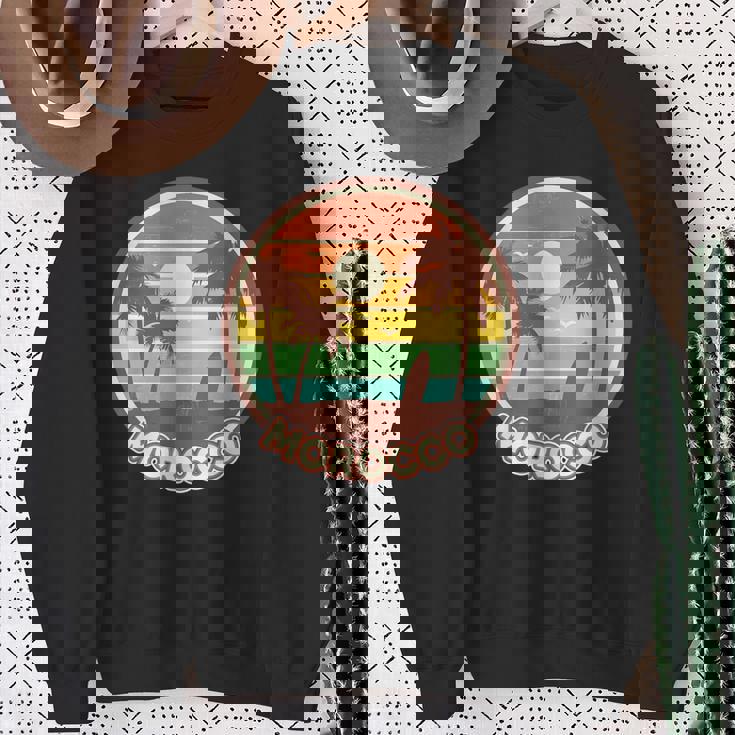 Maroc Beach Cool Retro Surf Souvenir Cadeau Sweater e Cadeaux pour les femmes âgées