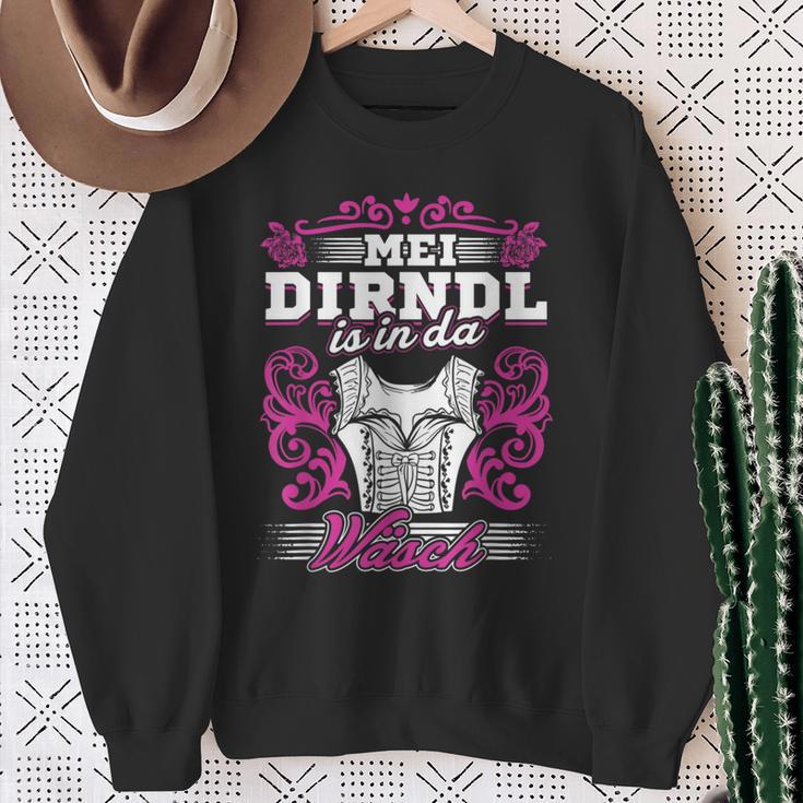 Mei Dirndl Is In Da Wäsch Oktoberfest Drindl Replacement Deer Sweatshirt Geschenke für alte Frauen