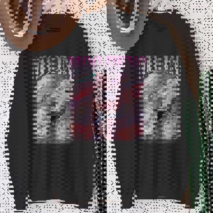 Moo-Deng The Famous Baby Pigmy Hippo Moodeng Sweatshirt Gifts for Old Women