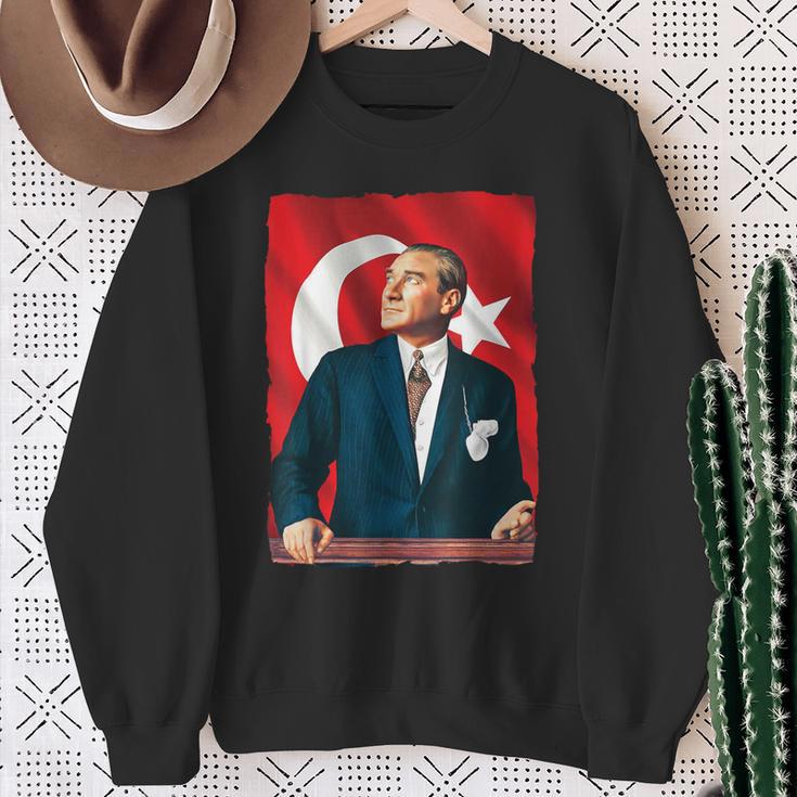 Mustafa Kemal Atatürk And Flag Sweatshirt Geschenke für alte Frauen