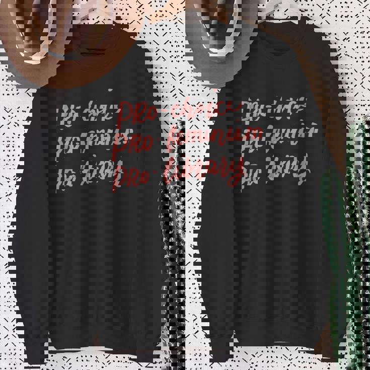 Pro Choice Pro Féminisme Pro Library Amateurs De Livres Féministe Sweater e Cadeaux pour les femmes âgées