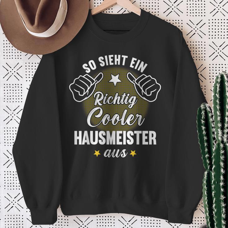 So Sieht Ein Richtig Cool Hausmeister Sweatshirt Geschenke für alte Frauen