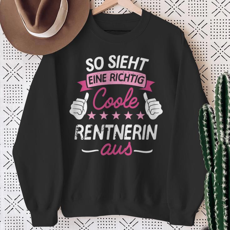 So Sieht Eine Richtig Coole Rentnerin Aus I Rente Sweatshirt Geschenke für alte Frauen