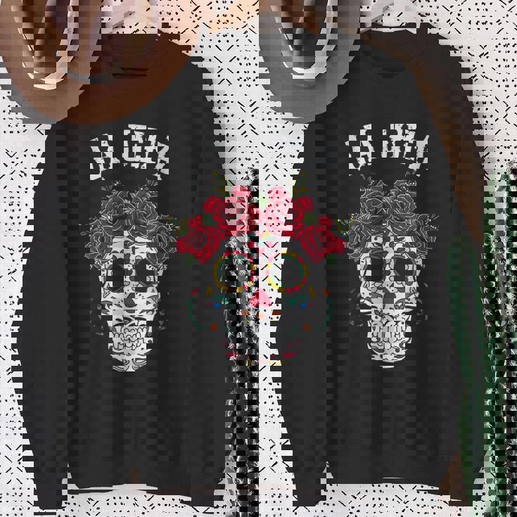 Sugar Skull Mexican Dia De Los Muertos Day Of The Dead Sweatshirt Gifts for Old Women
