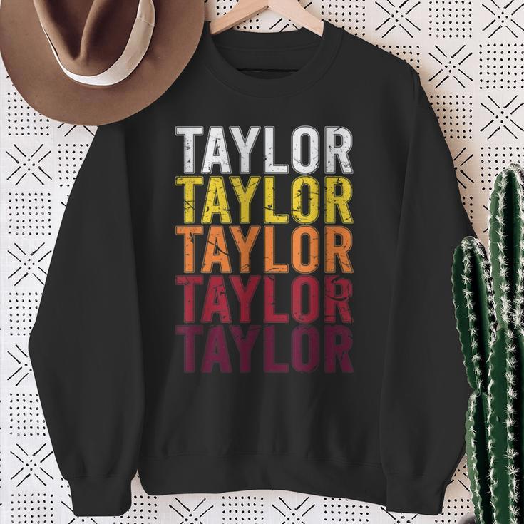 Taylor Retro Wordmark Patternintage Style Sweatshirt Geschenke für alte Frauen