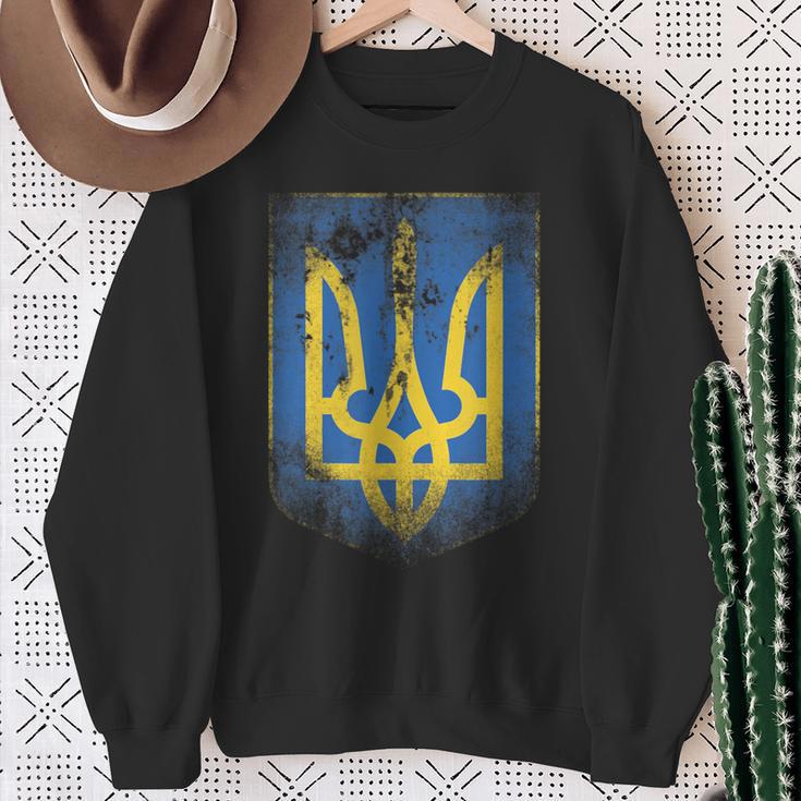 Ukraine Flag Crest Flag Logo Ukraine Sweatshirt Geschenke für alte Frauen