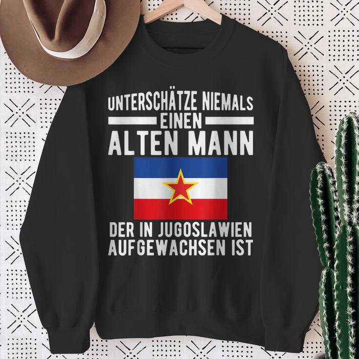 Yugoslavija Flag Balkan Sfrj Josip Broz Tito Yugoslavia Sweatshirt Geschenke für alte Frauen