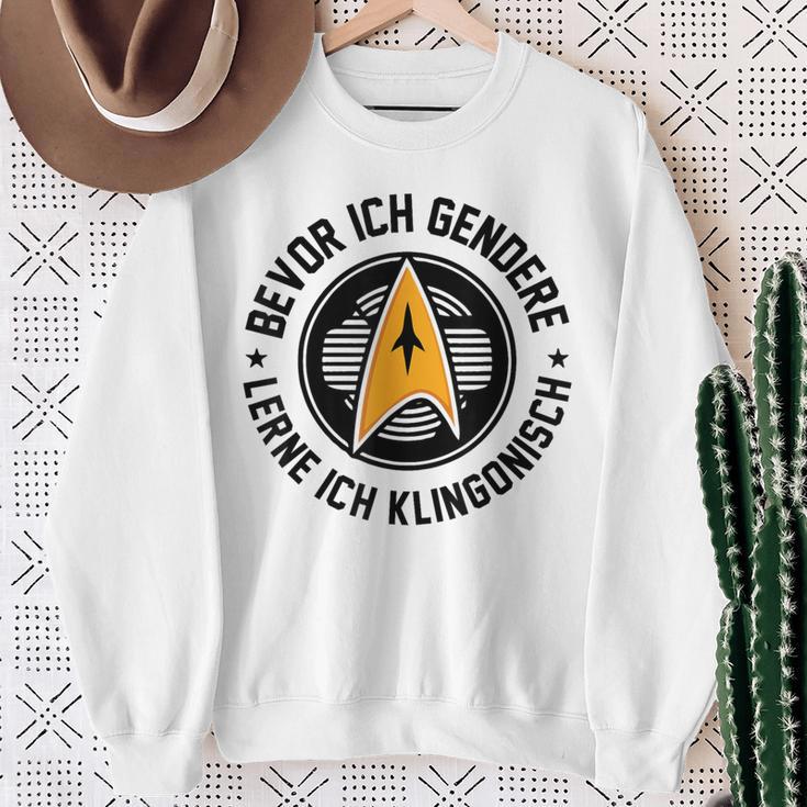 Bevor Ich Gendere Lerne Ich Klingonisch Gray Sweatshirt Geschenke für alte Frauen