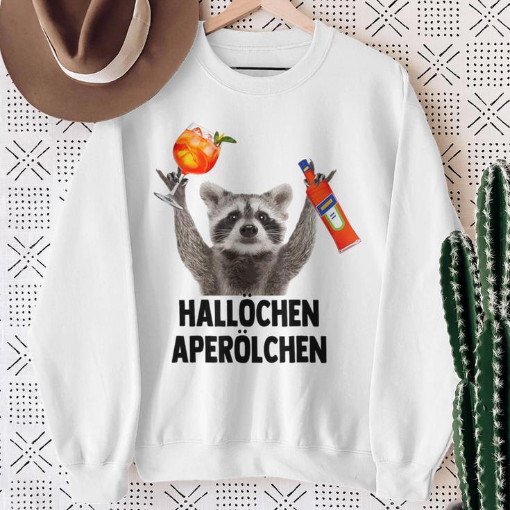 Hallochen Aperölchen X Raccoon Meme Racoon X Pedro Spritz Sweatshirt Geschenke für alte Frauen