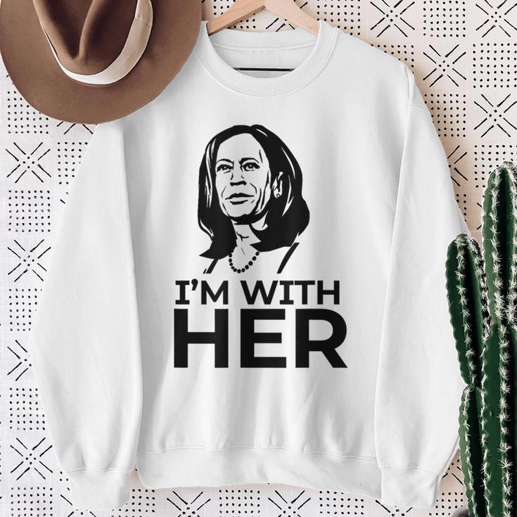 Ich Bin Bei Ihrer Wahlpräsidentin Kamala Harris 2024 Meme Sweatshirt Geschenke für alte Frauen