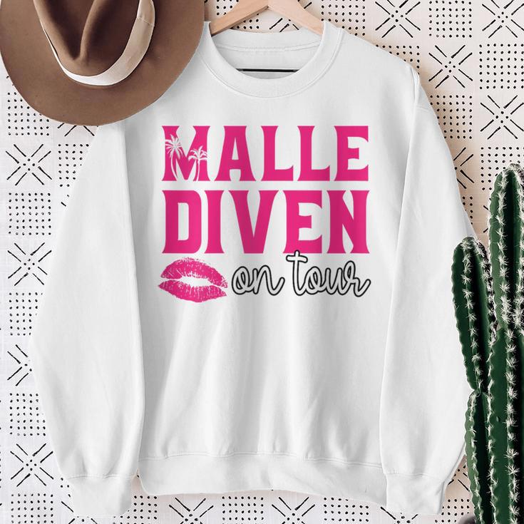 Malle Diven On Tour Slogan Sweatshirt Geschenke für alte Frauen