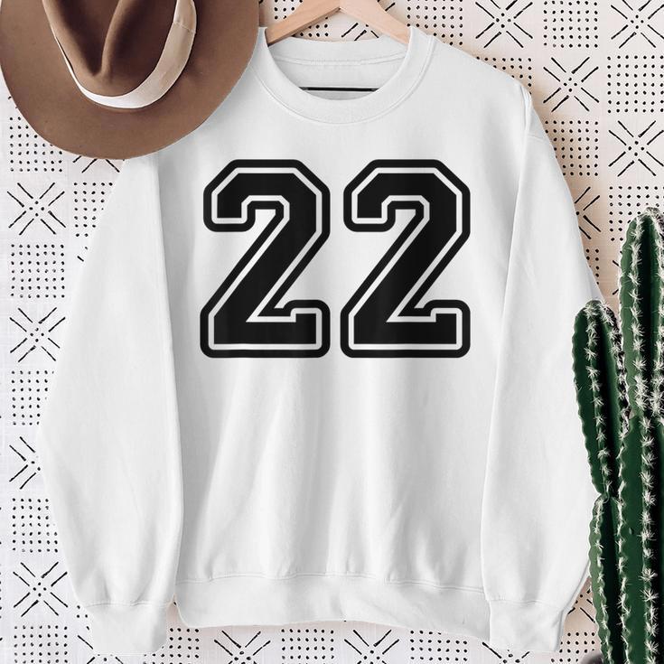 Number 22 Sport Number 22 Sweatshirt Geschenke für alte Frauen