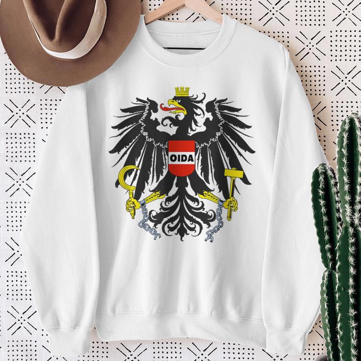 Oida Austria Flag Dialect Meme Schmäh Eagle Austria Gray Sweatshirt Geschenke für alte Frauen