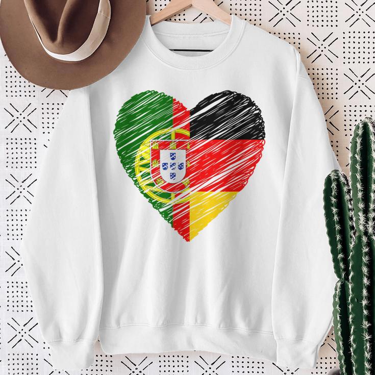 Portugal Germany Heart Germany Flag Portuguese Flag Heart Blue Sweatshirt Geschenke für alte Frauen