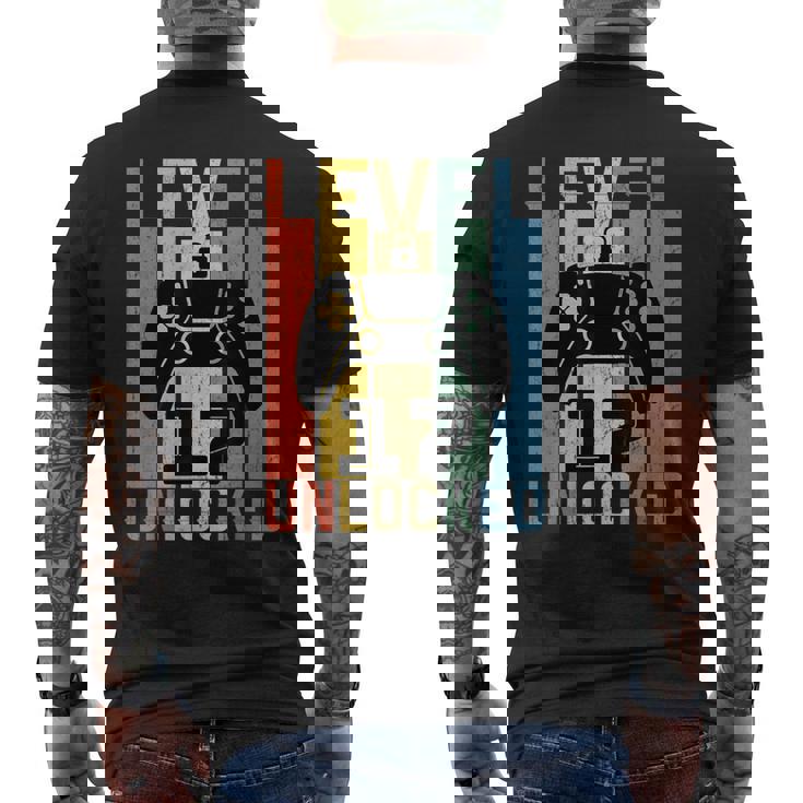 17 Anni Compleanno Regaloideogiochi Level 17 Unlocked T-shirt da uomo con stampa posteriore