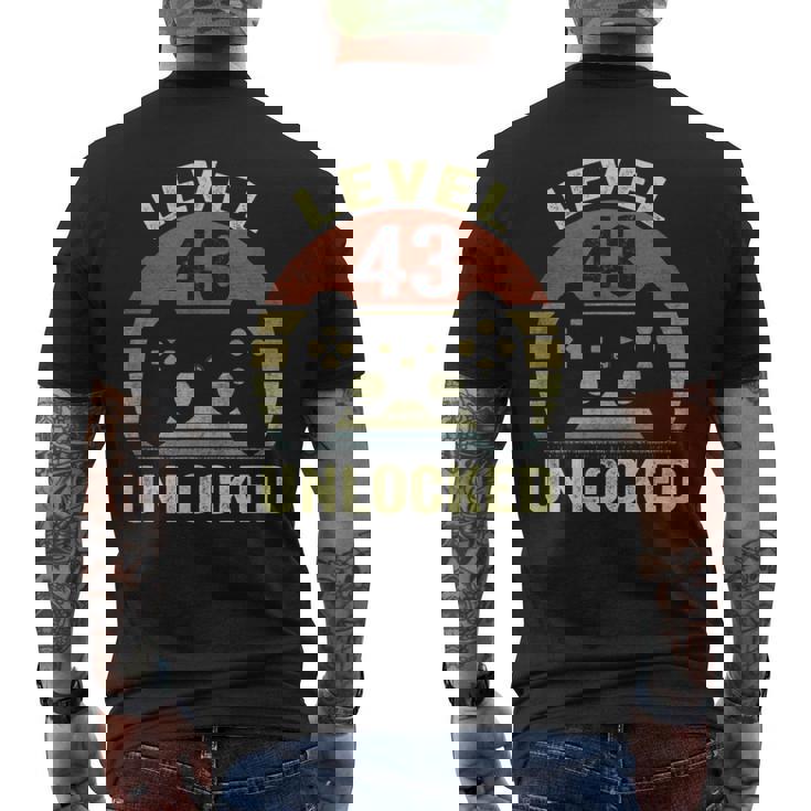 43 Anni Di Compleanno Uomo Donna Regalo Level 43 Unlocked T-shirt da uomo con stampa posteriore
