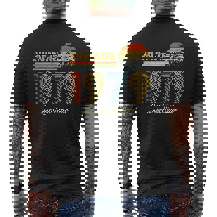 Born In 1979 Regalointage 41 Anni 41 Compleanno Uomo Donna T-shirt da uomo con stampa posteriore