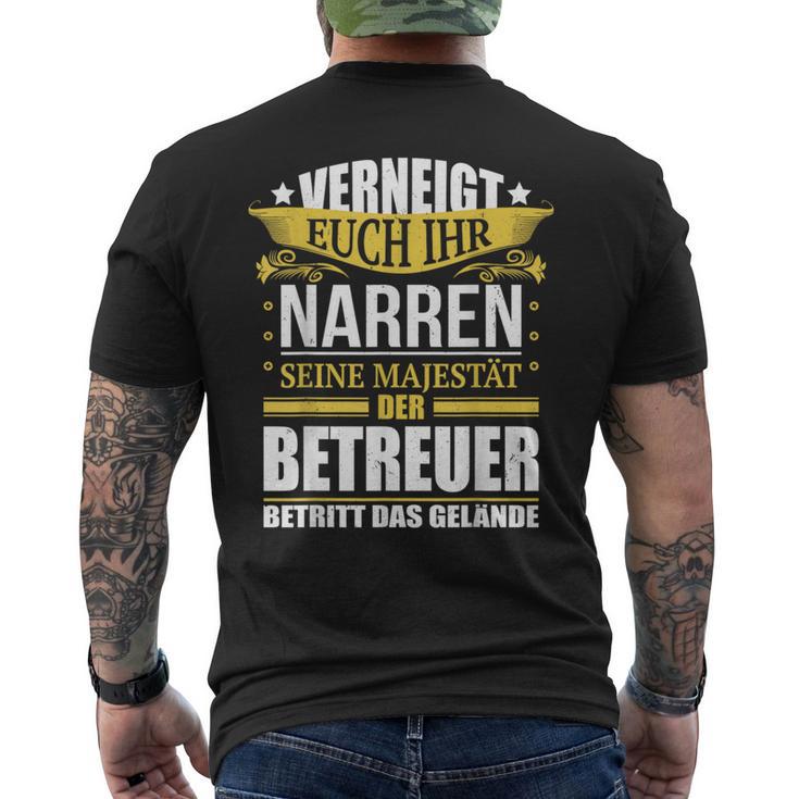 Carer T-Shirt mit Rückendruck