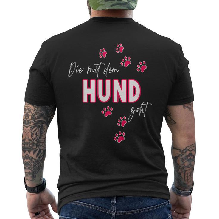 Dog Die Mit Dem Hund Geht T-Shirt mit Rückendruck