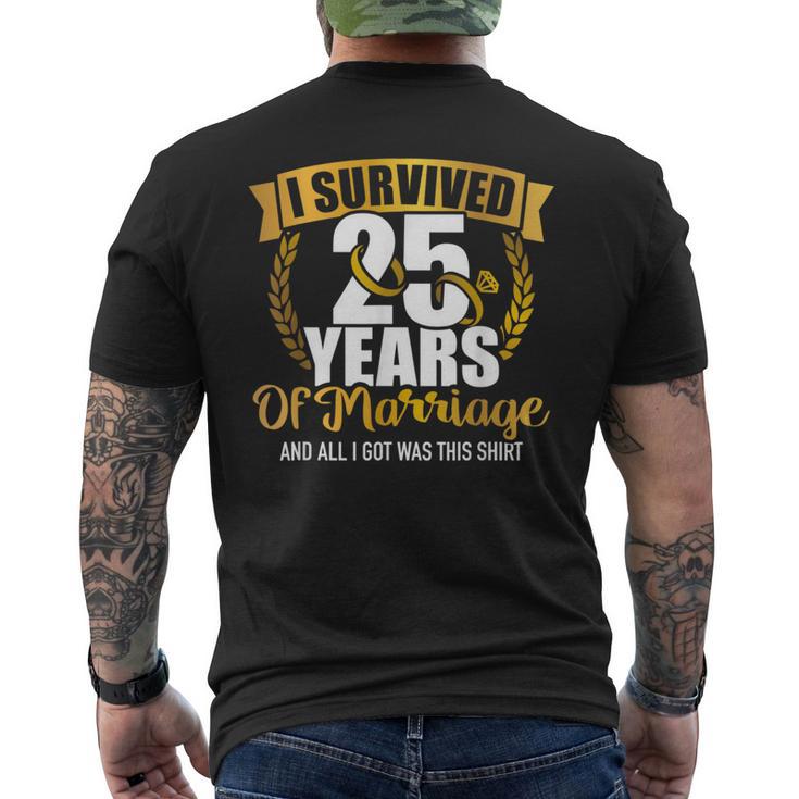 Ich Überlebte 25 Jahre Marriage Zum 25Th Wedding Anniversary T-Shirt mit Rückendruck