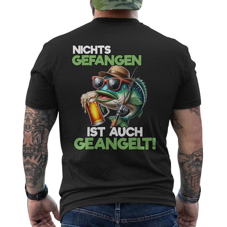 Nichts Gefangen Ist Auch Geangelt Fischer Bier T-Shirt mit Rückendruck