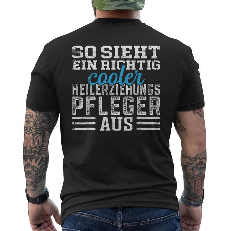 Pfleger So Ssieht Ein Richtig Cooler Healing Training Care T-Shirt mit Rückendruck