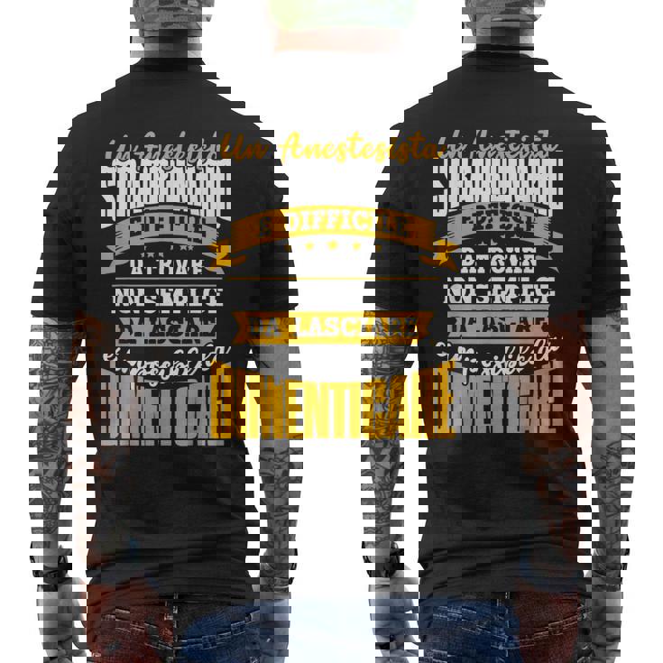 Un Anestesista Straordinario Regalo Futuro Anestesista T-shirt da uomo con stampa posteriore