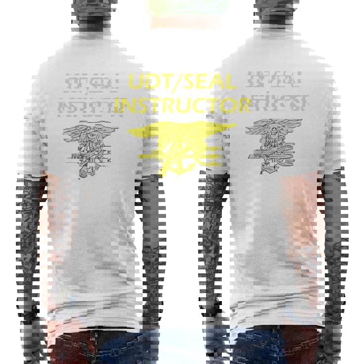 Udt Seal Istruttore Uniforme Nswc Us Bluejacket Naval Navyman T-shirt da uomo con stampa posteriore