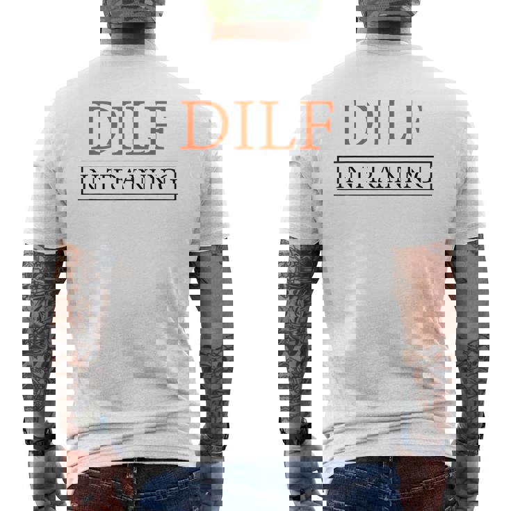 Uomo Dilf In Training Dilf Training Husband Dilf In Training T-shirt da uomo con stampa posteriore