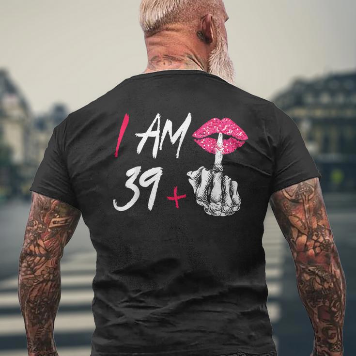 I Am 39 Plus 1 Middle Finger Skull 40Th Birthday T-Shirt mit Rückendruck Geschenke für alte Männer