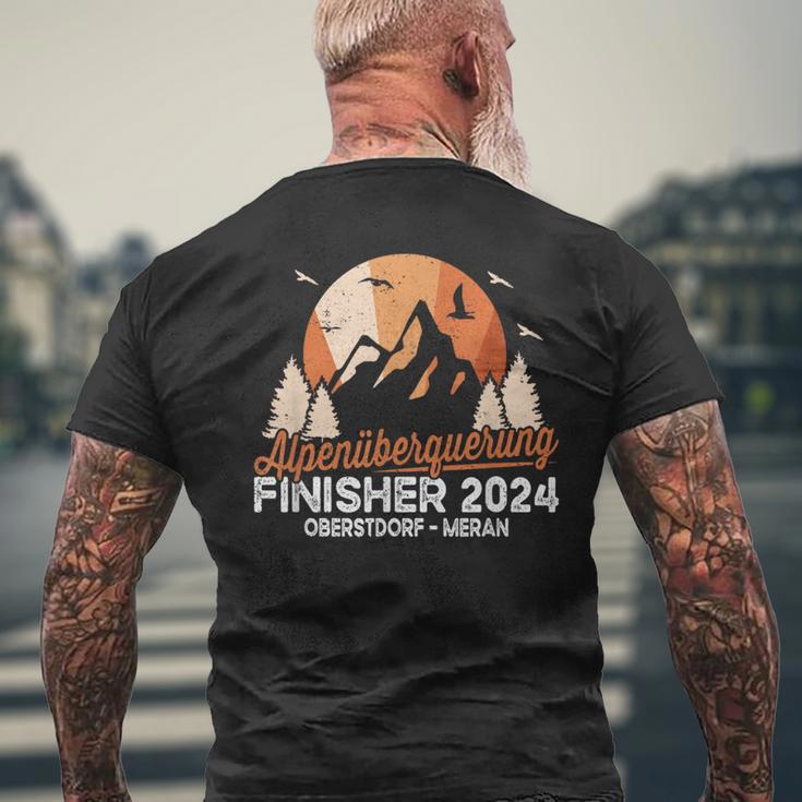 Alpenüberquerung 2024 Oberstdorf Merano Long Distance Hiking E5 T-Shirt mit Rückendruck Geschenke für alte Männer