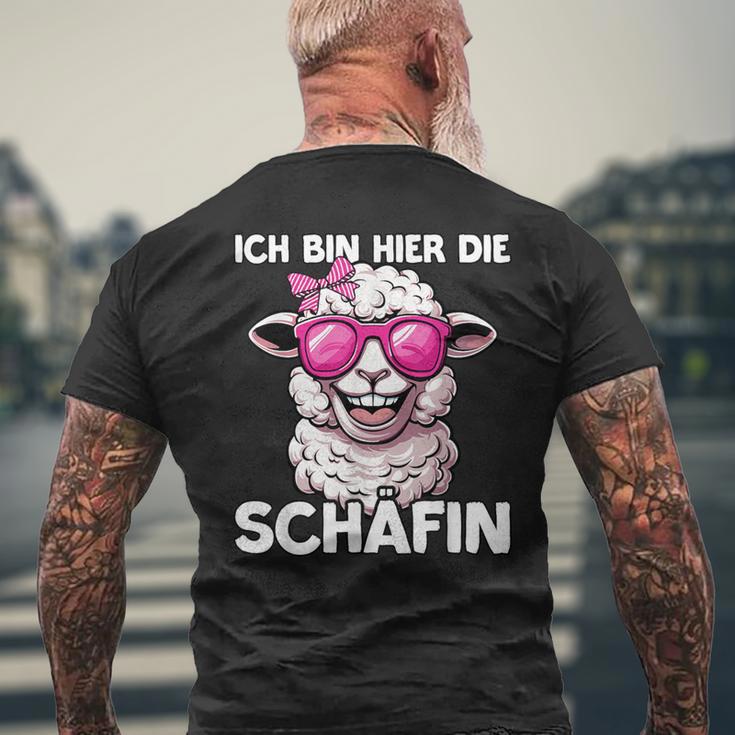 Ich Bin Hier Die Schäffin T-Shirt mit Rückendruck Geschenke für alte Männer