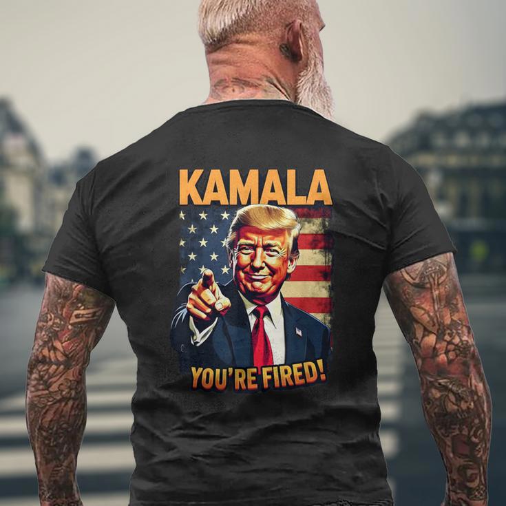 Kamala Du Bist Gefeuert Lustiger Präsident Trump Lacht Über Kamala T-Shirt mit Rückendruck Geschenke für alte Männer