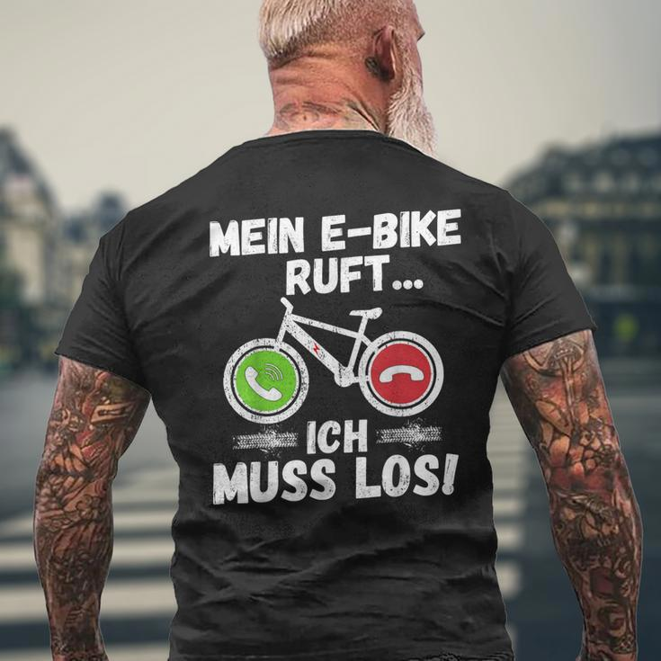 Mein E-Bike Ruft Ich Muss Los Radfahren T-Shirt mit Rückendruck Geschenke für alte Männer