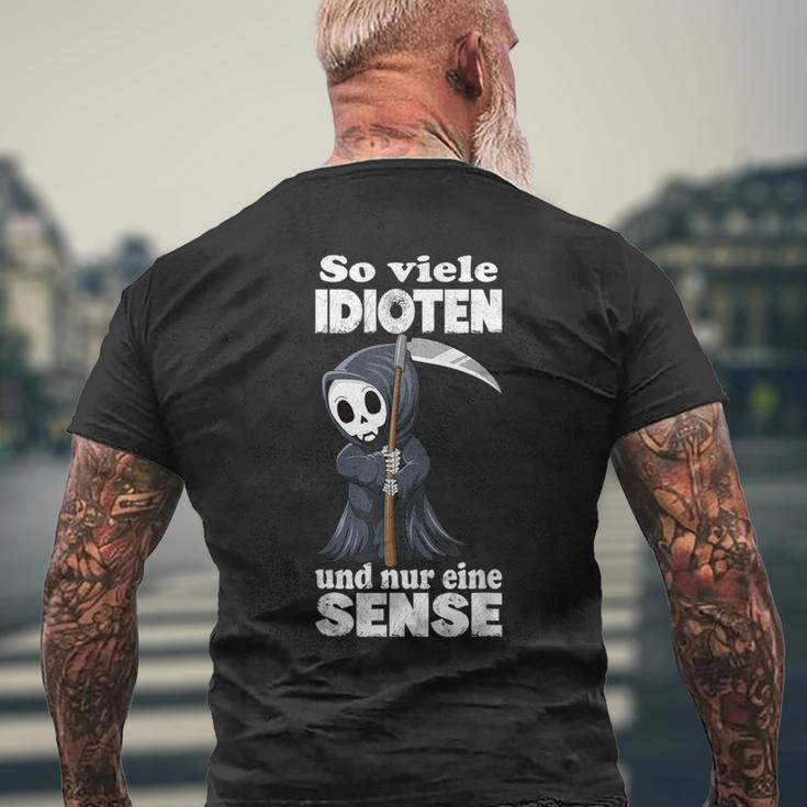 With Soiele Idioten Und Nur Eine Sense Cat T-Shirt mit Rückendruck Geschenke für alte Männer