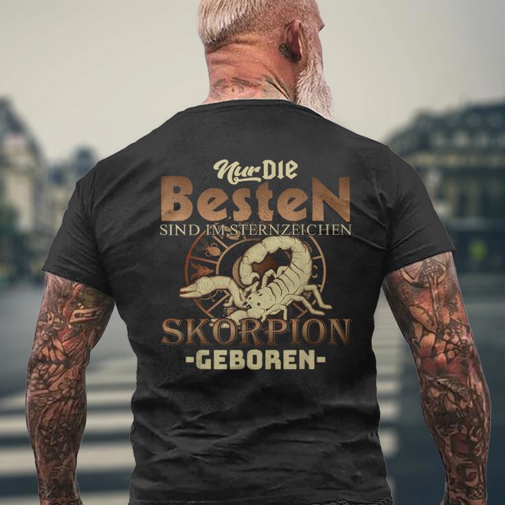 Star Sign Scorpion Nur Die Beste Geben T-Shirt mit Rückendruck Geschenke für alte Männer