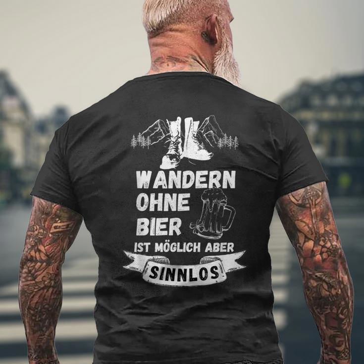 Thirst Auf Bier Beim Bergaufsteigung Und Hiking T-Shirt mit Rückendruck Geschenke für alte Männer