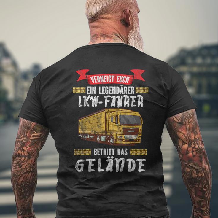 Trucker A Legendary Truck Driver Betritt Das Gelände Truck T-Shirt mit Rückendruck Geschenke für alte Männer