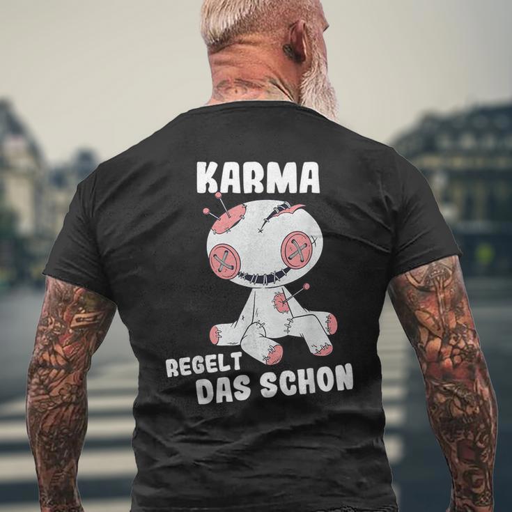 Voodoo Doll Sarcasm Karma Regelt Das Schon T-Shirt mit Rückendruck Geschenke für alte Männer