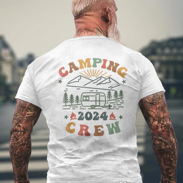 Camping Crew 2024 Familienpassender Sommertrip Camp Retro T-Shirt mit Rückendruck Geschenke für alte Männer