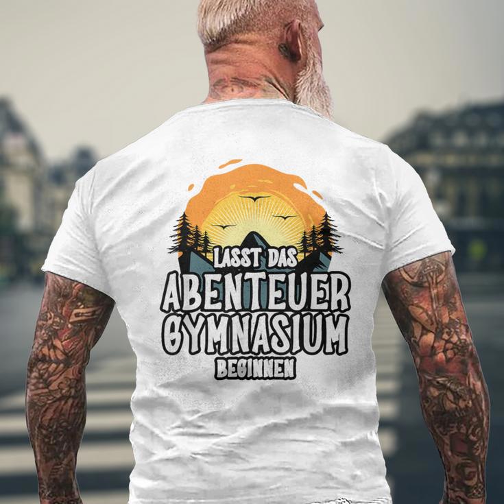 Lassen Das Abenteuer Gymnasium Beginn Gymnasium 5 Class Blue S T-Shirt mit Rückendruck Geschenke für alte Männer